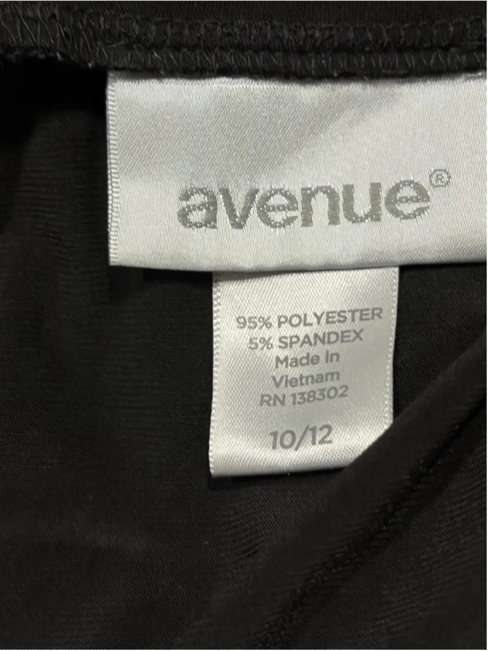 Women's Avenue Black A-Line Skirt Size 12